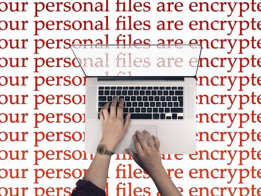 Laptop met beveiligingssoftware op het scherm
